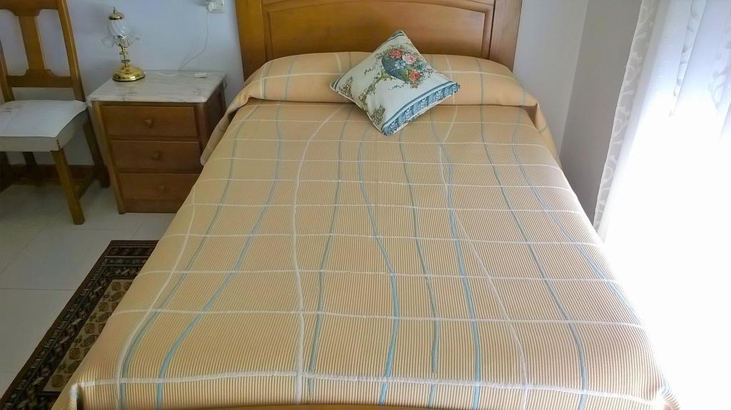 Hostal El Cairo Феррол Экстерьер фото